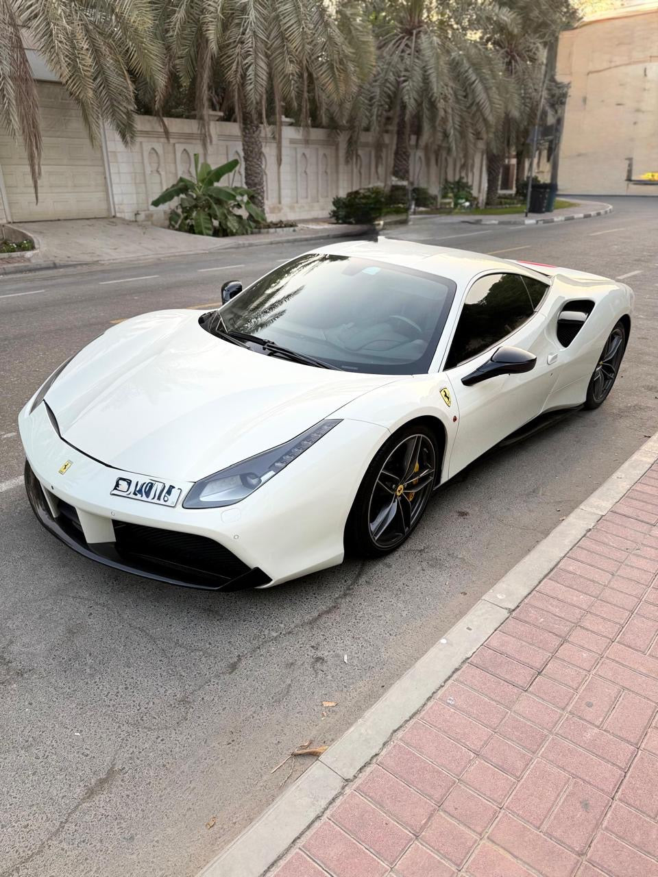 2016 Ferrari 488 GTB – GCC Specs