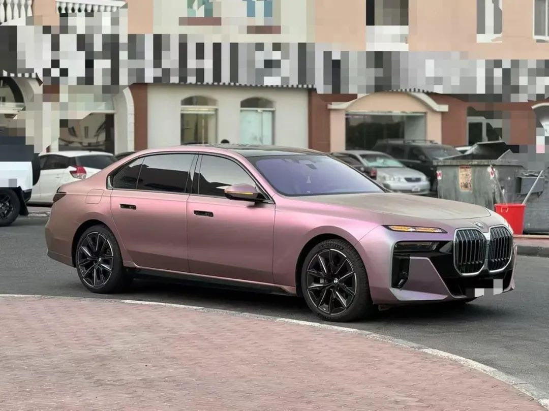 2023 BMW 760i – GCC Specs – Luxury Executive Sedan